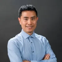 FuriosaAI 产品与业务高级副总裁 Alex Liu